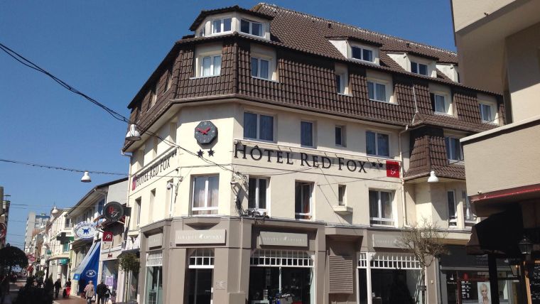 Hotel Red Fox 1