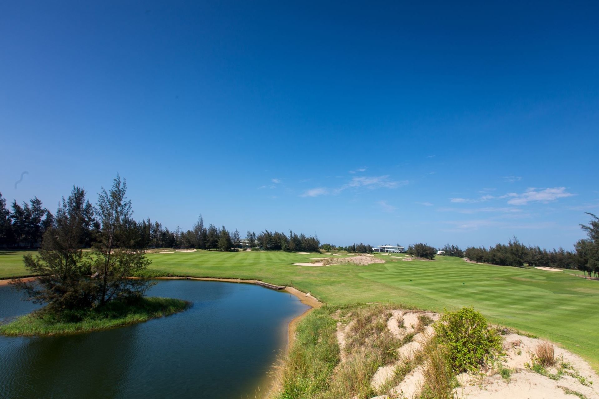 Montgomerie Links Vietnam, Da Nang - Book Golf Holidays, Flights & Breaks