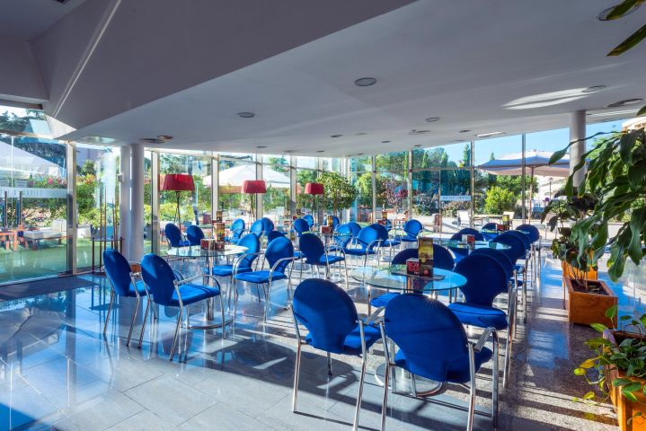 Carousel image 10